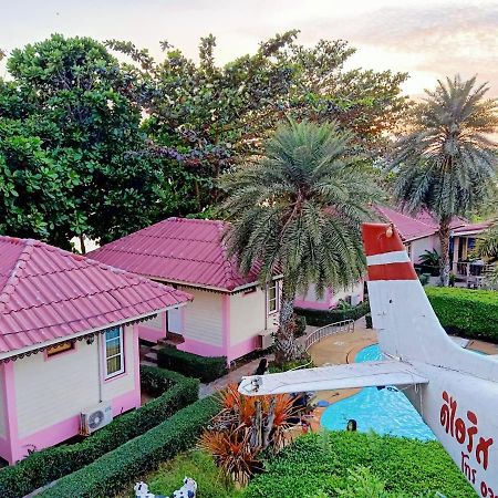 The Iris Resort Chao Lao Beach Exterior photo